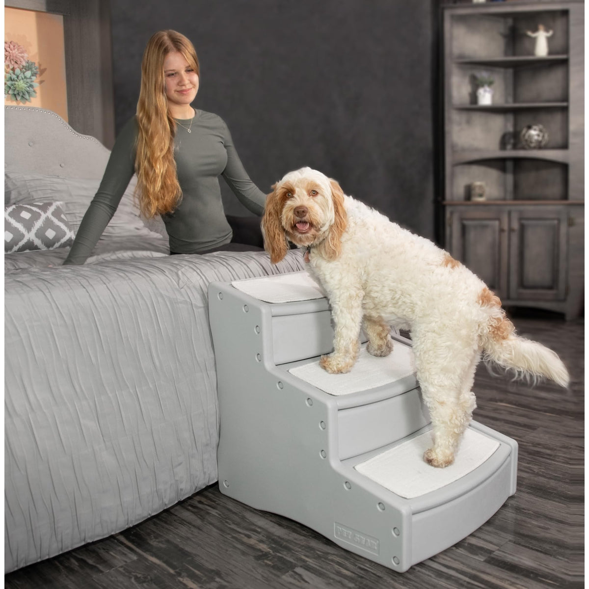 Extra Wide Pet Stairs C939453