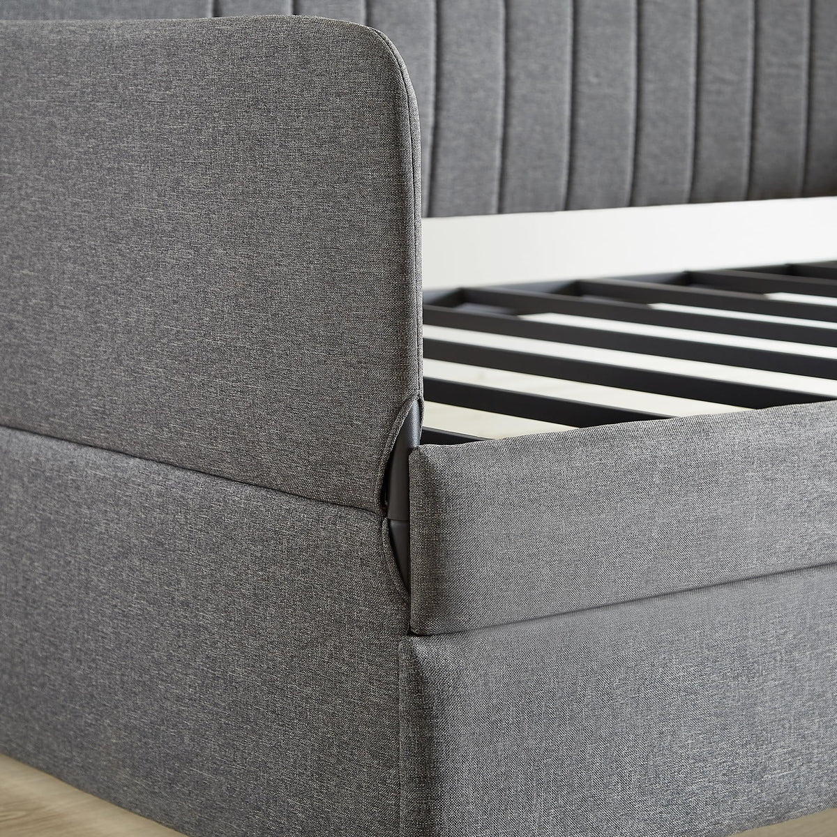 Twin Size Gray Linen Upholstered Daybed with Trundle O8301